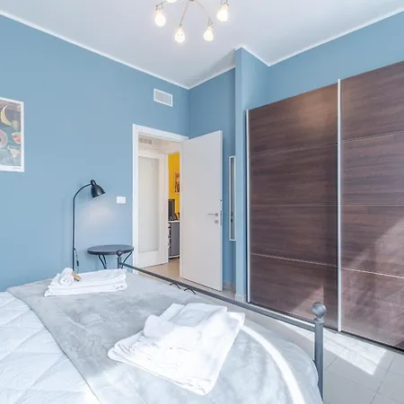 Guesthost - Comentina Railway Functional Flat * Asti