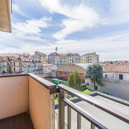 Apartment Comentina Railway Functional Flat