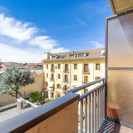 Apartment Comentina Railway Functional Flat