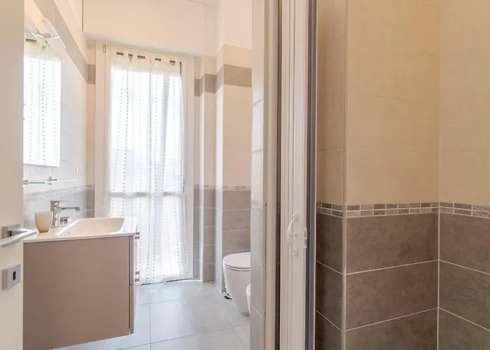Guesthost - Comentina Railway Functional Flat شقة آستي